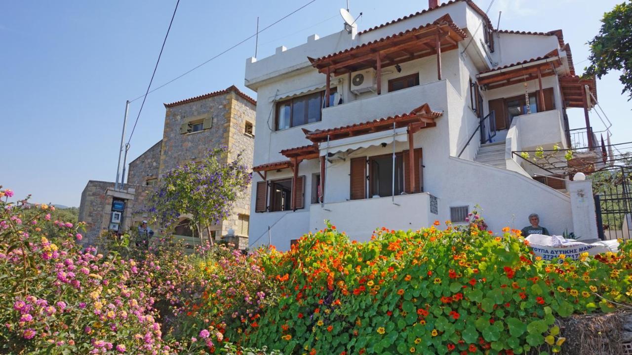 Stella Rooms Kardhamili Exterior foto